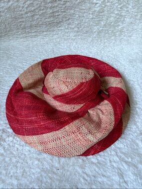 Anthropologie Red & Beige Wide-Brim Straw Sun Hat